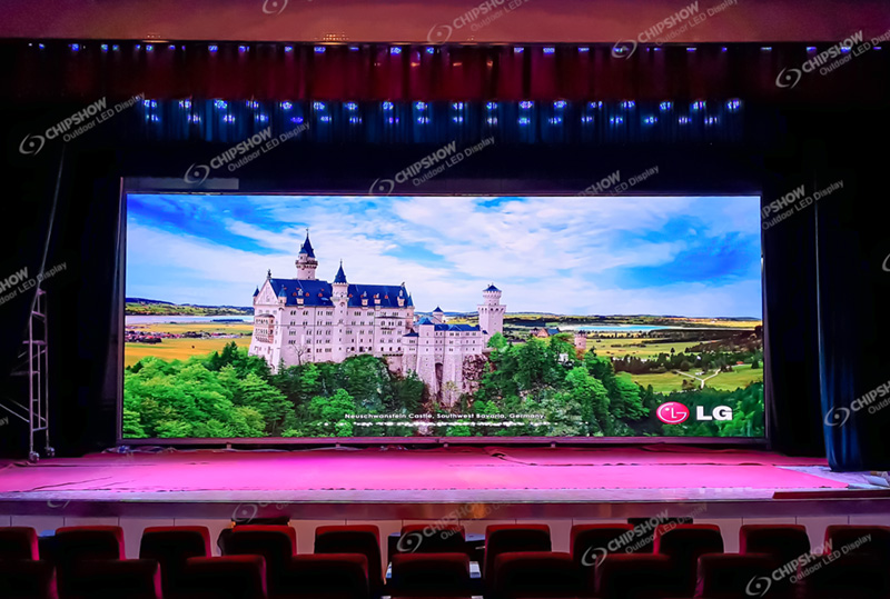 Внутренний полноцветный светодиодный экран высокой четкости C-Max P2.5 со стеной с высокой частотой обновления, пример проекта Университета Ланьчжоу в Китае