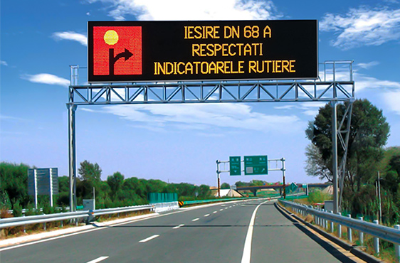 Будущие технологические решения для управления дорожным движением, знаков безопасности дорожного движения и объявления правил дорожного движения со светодиодным экраном!